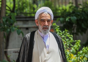 حضور مردم در انتخابات بیعت دوباره با امام خمینی(ره) و رهبر انقلاب بود