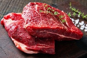 آغاز توزیع گوشت گرم تنظیم بازاری در استان همدان