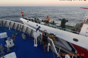 تشدید تنش در دریا؛ برخورد کشتی گارد ساحلی چین به قایق فیلیپینی+ فیلم