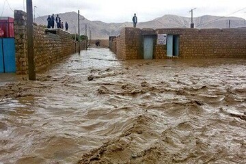 مردم استان سمنان به کمک سیل زدگان سیستان آمدند