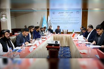 İran ve Afganistan karayolu taşınmacılığı görüştü