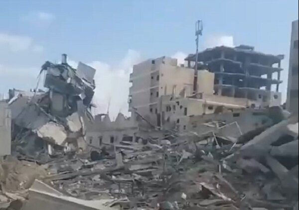 ویرانی گسترده در خان‌یونس در نتیجه حملات وحشیانه صهیونیست‌ها+فیلم
