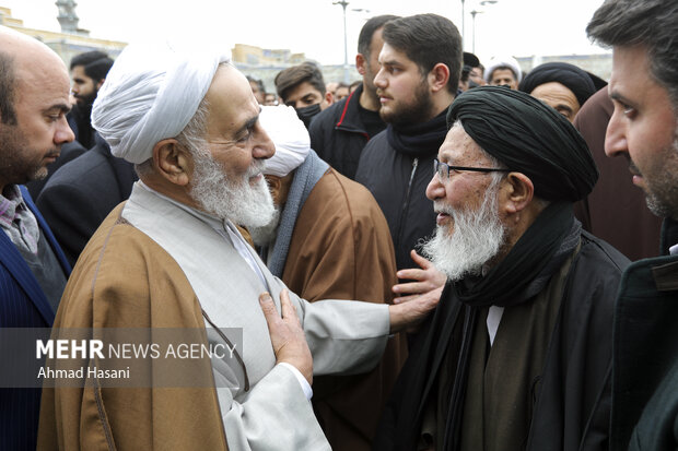 تشییع پیکر آیت‌الله «محمد امامی کاشانی» در مشهد مقدس