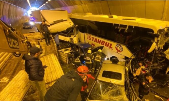 5 killed, 1 wounded in accident on Istanbul's motorway