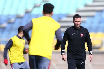 «اوسمار ویه‌را» سرمربی پرسپولیس شد؛ هاشمیان در انتظار تصمیم باشگاه