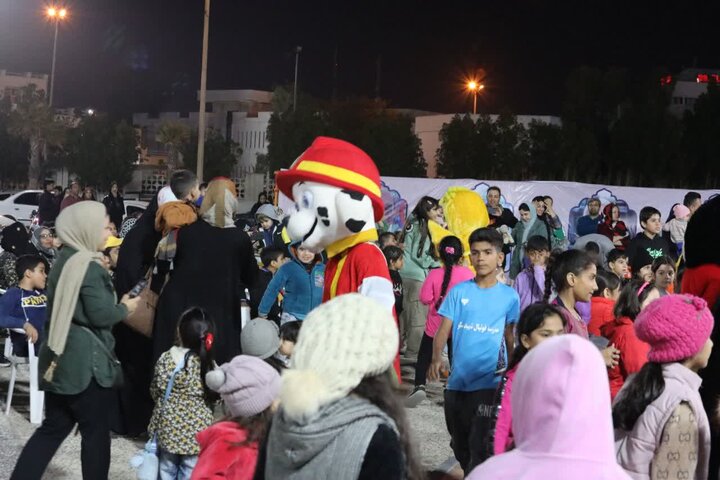 جشن شبانه ویژه کودکان در بوشهر برگزار شد