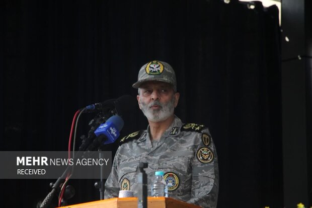 اللواء موسوي: القوات المسلحة الإيرانية تتمتع بالتفوق المعلوماتي الكامل على الأعداء