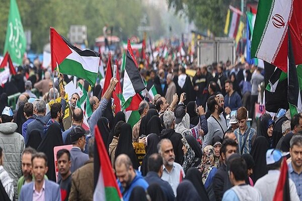İran halkı Gazze için yürüdü