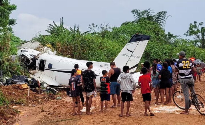 2 killed in Brazil plane crash