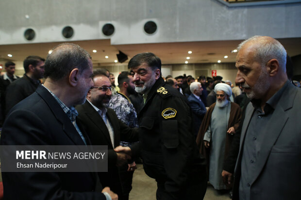 سردار احمد رضا رادان فرمانده فراجا در مراسم سالگرد شهیدان باکری حضور دارد