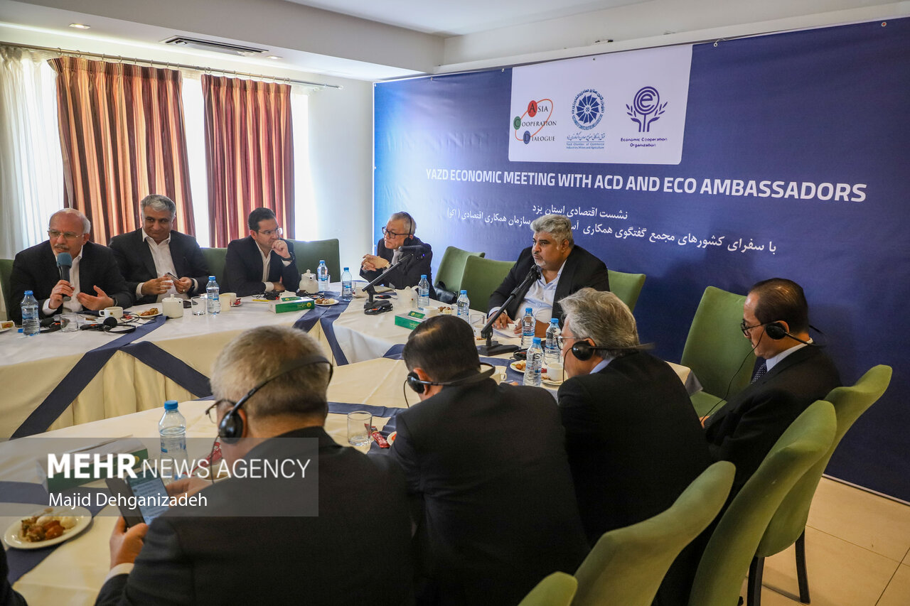 Yezd'in turizmi masaya yatırıldı