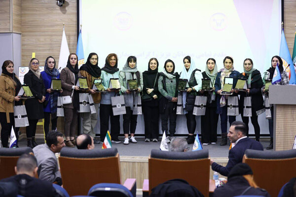 تقدیر از خانواده کراسفیت با حضور چهره های شاخص ورزش ایران