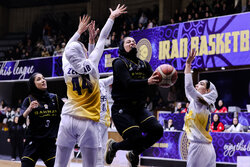 برد فینالیست ها، آبادانی ها و مشهدی ها در لیگ بسکتبال زنان