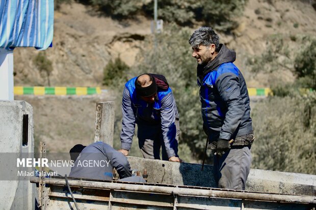 تصاویری از مراحل نهایی آزاد راه قزوین - رشت و راه آهن رشت- کاسپین