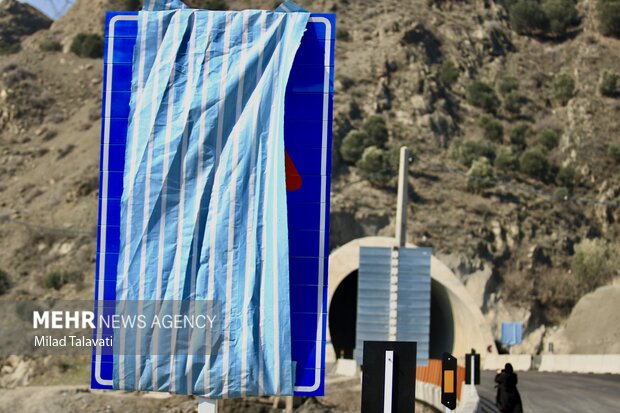 تصاویری از مراحل نهایی آزاد راه قزوین - رشت و راه آهن رشت- کاسپین