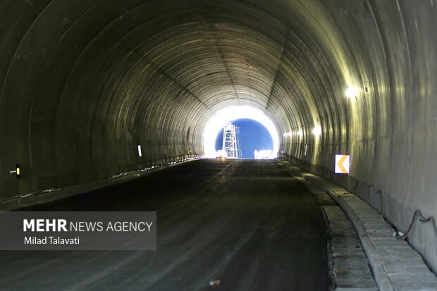 تصاویری از مراحل نهایی آزاد راه قزوین - رشت و راه آهن رشت- کاسپین