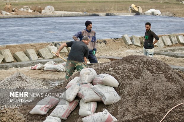 تصاویری از مراحل نهایی آزاد راه قزوین - رشت و راه آهن رشت- کاسپین