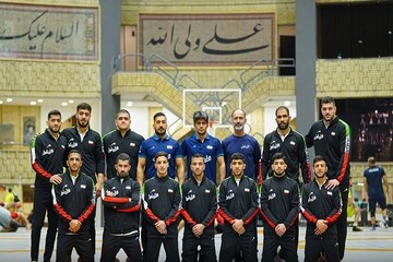 المنتخب الإيراني للمصارعة الحرة يتوج ببطولة كأس ياشاردوغو في تركيا