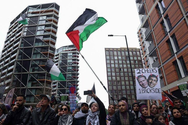 Thousands of pro-Palestine protesters march through London