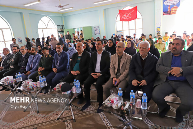 زنگ جشن نیکوکاری در مدارس گلستان