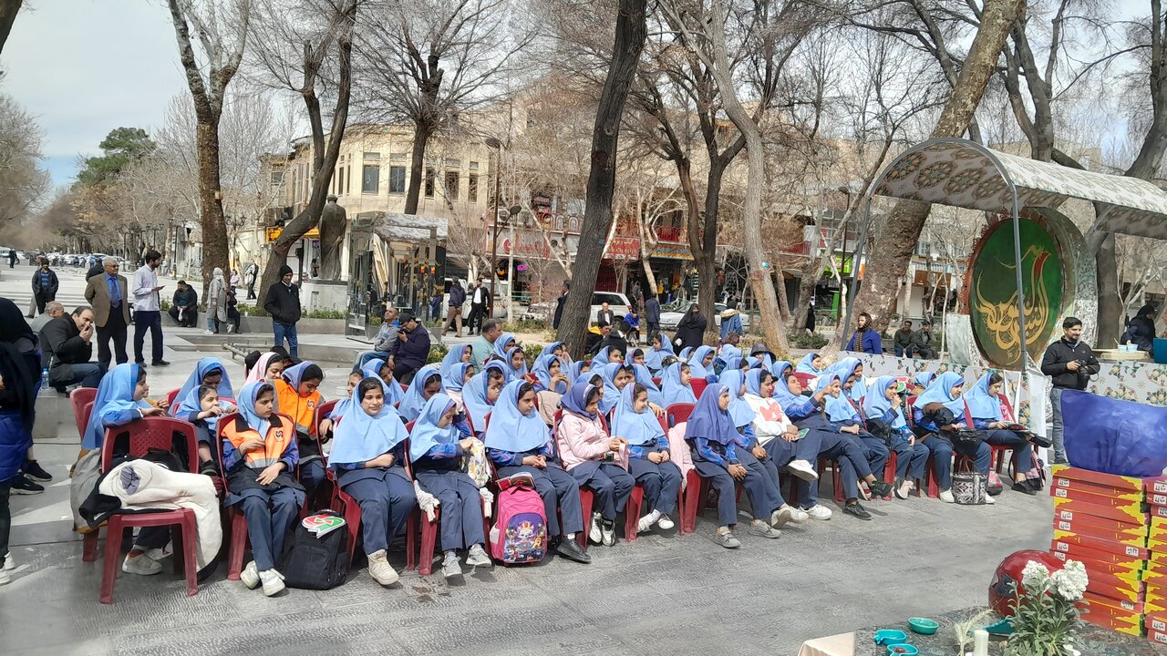 جان باختن ۷۰۰ نفر در جادههای اصفهان/عامل ۶۰درصد خطای انسانی است