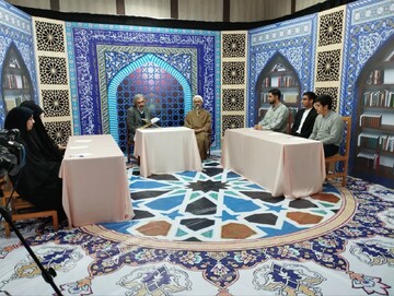 تولید برنامه تلویزیونی تفسیر موضوعی آیات قرآن در قالب طرح«زندگی با آیه ها»