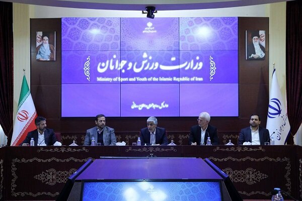 معضل ۱۳۰ میلیارد تومانی درویش در پرسپولیس/ اردیبهشت خطرناک! معضل ۱۳۰ میلیارد تومانی درویش در پرسپولیس/ اردیبهشت خطرناک!