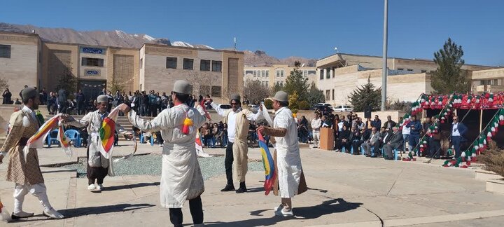 جشنواره بازی‌های بومی محلی در دانشگاه پیام‌نور شیراز برگزار شد