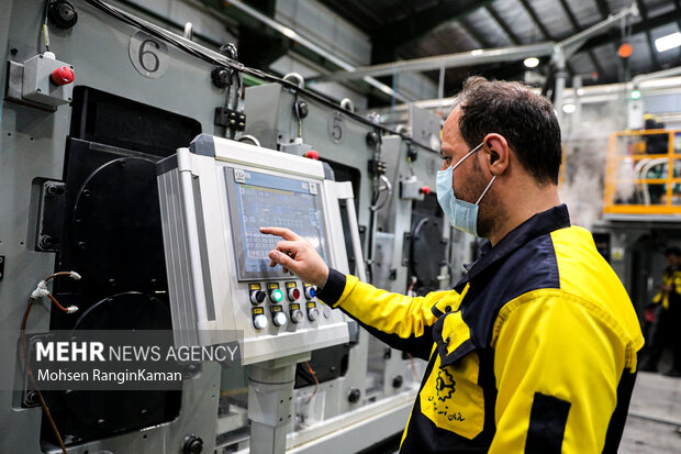 Batteries factory inauguration by defense minister
