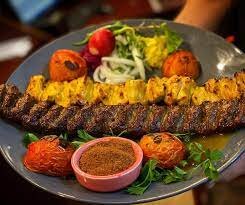 Türk turistler İran'da daha çok hangi yemekleri tercih ediyor?