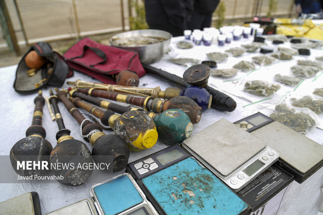 کشف ۱۸۵ کیلو مواد افیونی در دو عملیات ضربتی پلیس هرمزگان