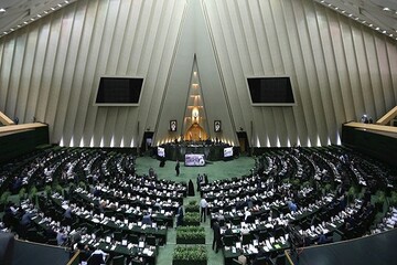 آخرین جلسه مجلس شورای اسلامی در ۱۴۰۲ پایان یافت؛ جلسه بعدی ۱۹ فروردین