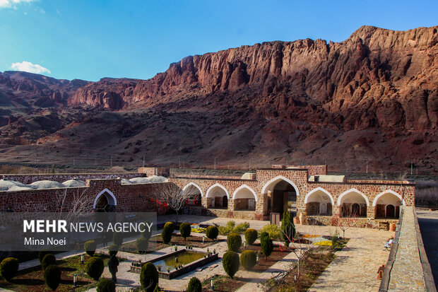 بازدید از ظرفیت های اقتصادی و گردشگری ارس