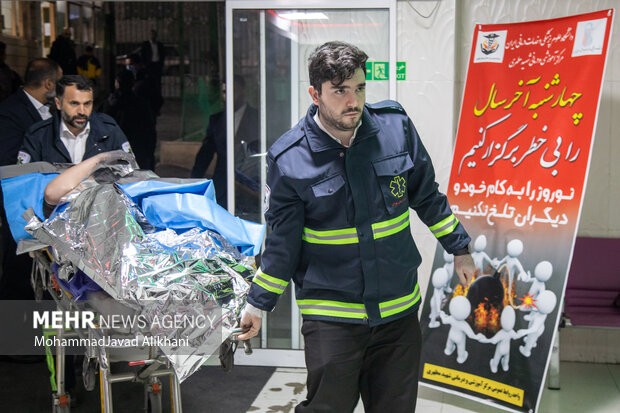 تعداد مصدومین حوادث چهارشنبه سوری به ۳۲۵۳ نفر رسید تعداد مصدومین حوادث چهارشنبه سوری به ۳۲۵۳ نفر رسید