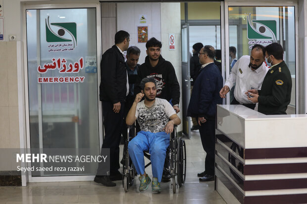 مصدومان آخرین چهارشنبه سال در بیمارستان فارابی