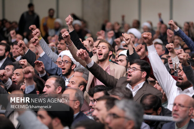 محفل انس با قرآن کریم با حضور رهبر معظم انقلاب اسلامی