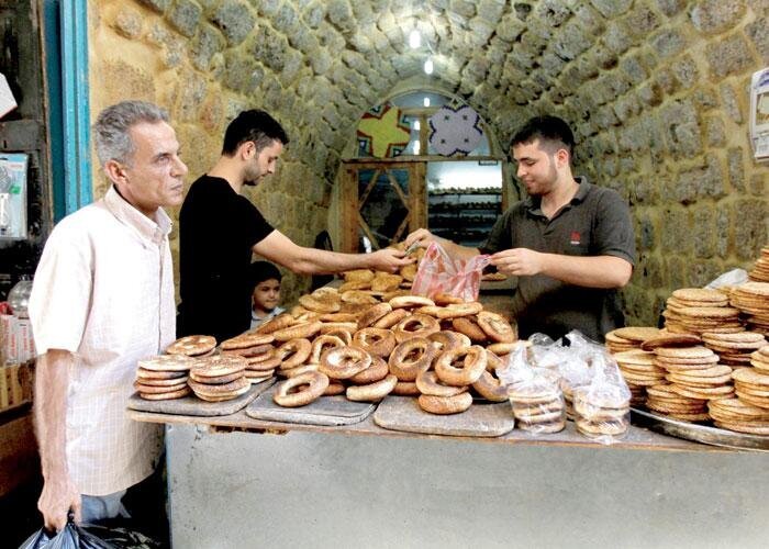 Muslims, non -Muslims who enjoy Ramadan celebrations in Lebanon