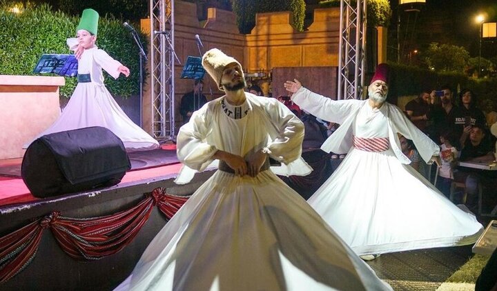 Muslims, non -Muslims who enjoy Ramadan celebrations in Lebanon