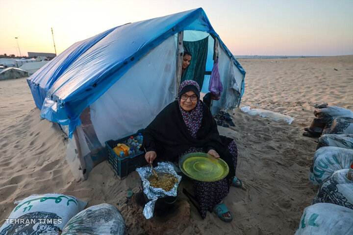 Palestinians break fast without ‘joy of Ramadan’ as Israel attacks grind on