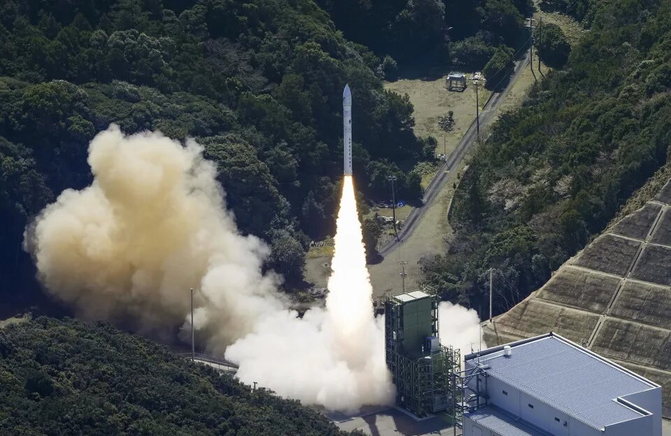 شکست دوباره ژاپن در پرتاب ماهواره/ انفجار چند ثانیه بعد از پرتاب 