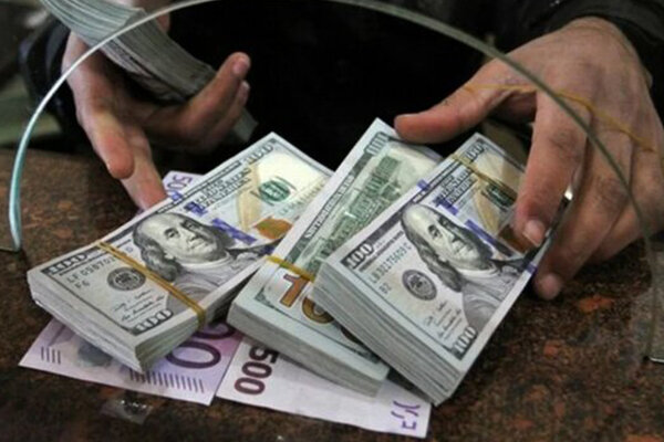قیمت دلار و یورو در مرکز مبادله ایران امروز چهارشنبه ۱۹ اردیبهشت
