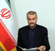 وزير الخارجية الإيراني يتسلم أوراق اعتماد السفير الصيني الجديد