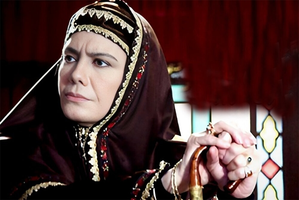 چهرههایی که قاب تلویزیون از آنها خالی ماند/ حسرت صداهای ماندگار