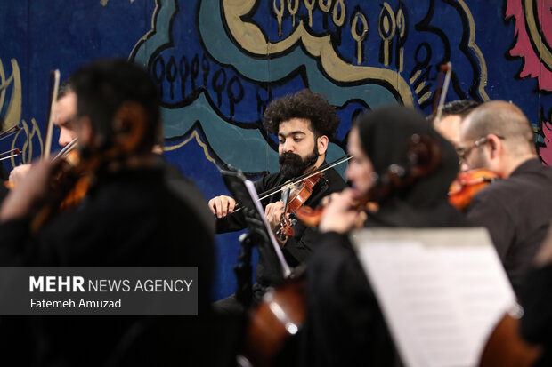 آخرین کنسرت ارکستر ملی ایران در سال ۱۴۰۲ به رهبری مهمان مازیار ظهیرالدینی از نوازندگان با سابقه ویولن شامگاه پنجشنبه ۲۴ اسفند ماه ۱۴۰۲ در تالار وحدت برگزار شد