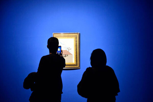 هنرمندانی که برای وعده صادق نقش زدند/چهره سال هنر انقلاب تجسمی شد