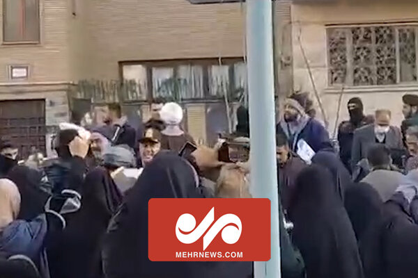 اصل ماجرای درگیری در تجمع اعتراضی به وضعیت بیحجابی چه بود؟ اصل ماجرای درگیری در تجمع اعتراضی به وضعیت بیحجابی چه بود؟