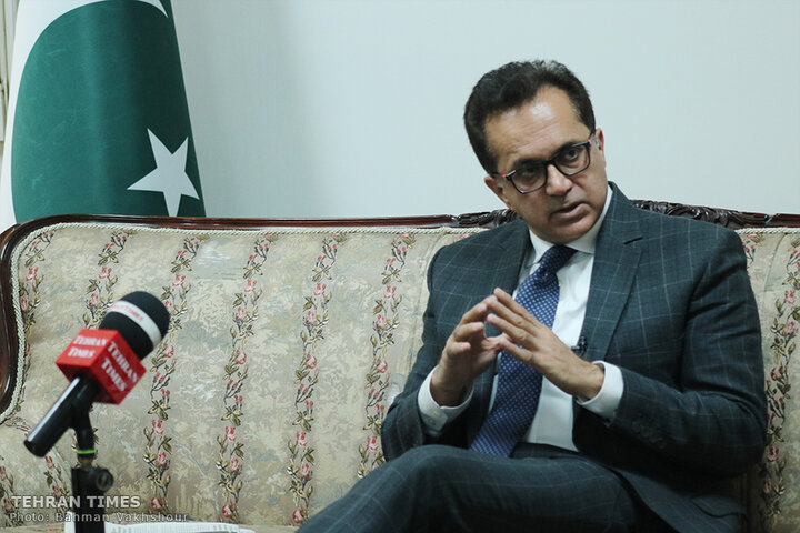 Pakistani envoy discusses bilateral ties during interview with Tehran Times