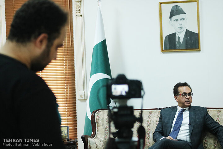 Pakistani envoy discusses bilateral ties during interview with Tehran Times