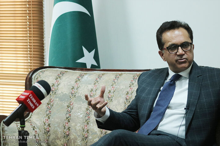 Pakistani envoy discusses bilateral ties during interview with Tehran Times