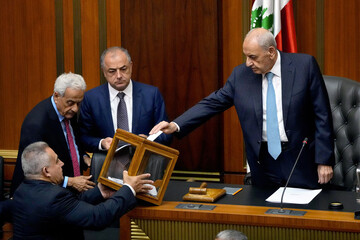 ابعاد چندلایه بحران سیاسی در لبنان؛ چه کسانی مانع خروج از بن‌بست هستند؟